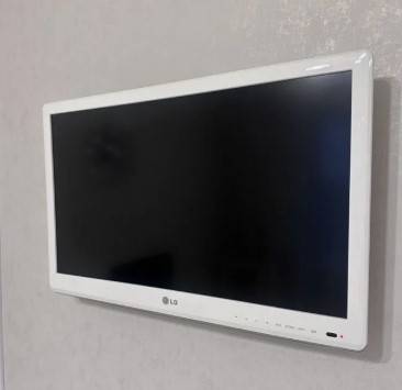 Телевизор LG 26LS3590